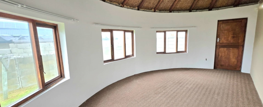 3 Bedroom Property for Sale in Franskraal Western Cape